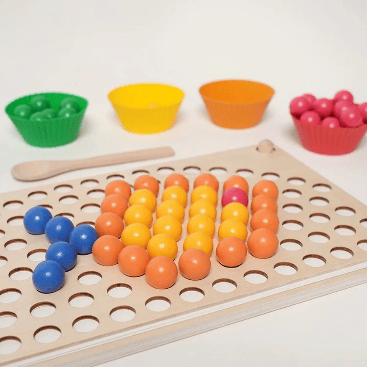 Perles arc-en-ciel Montessori - Mon Cocon