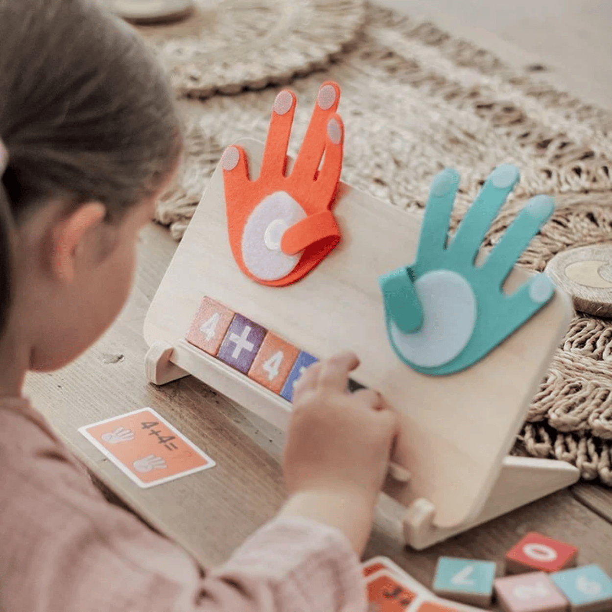 Mathématiques mains à scratch Montessori - Mon Cocon
