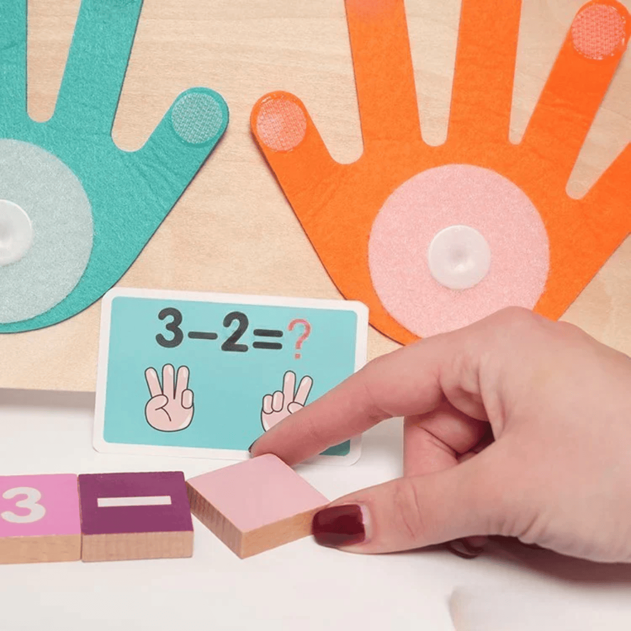 Mathématiques mains à scratch Montessori - Mon Cocon