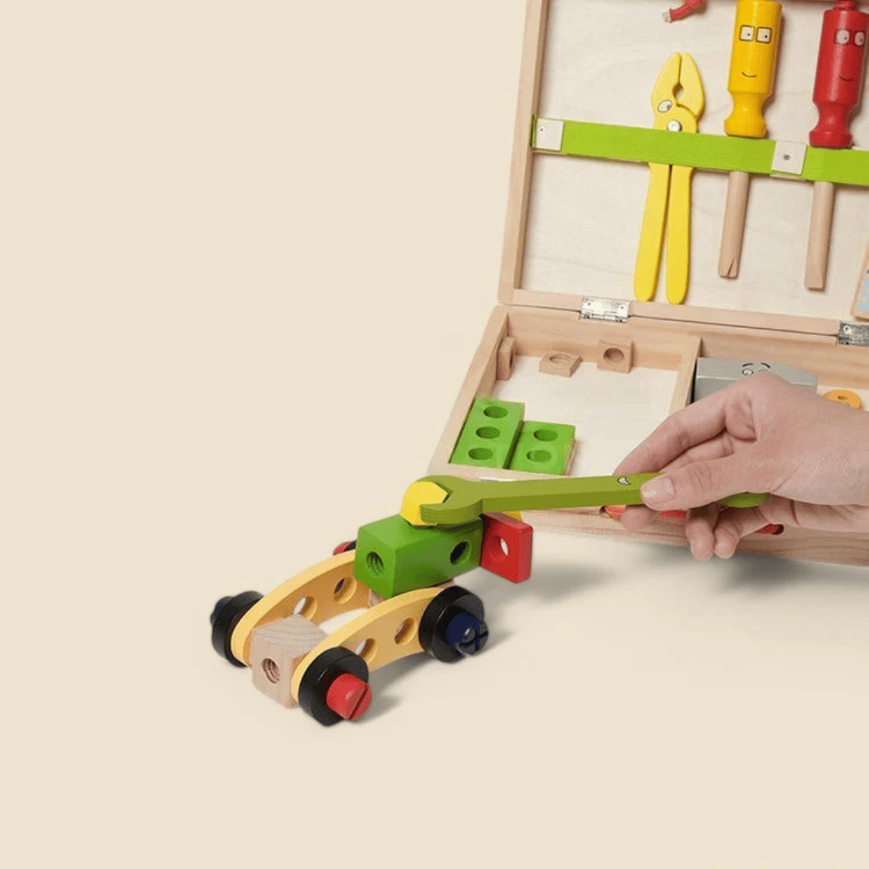 Boîte à Outils en Bois Montessori