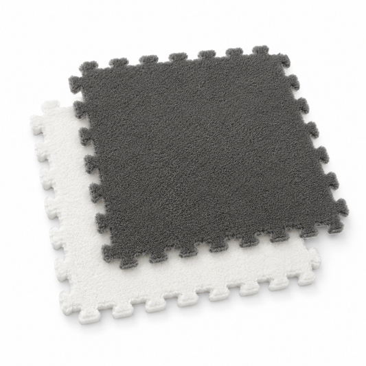 Tapis puzzle Montessori blanc et grisé pour bébé - carreaux veloutés emboîtables